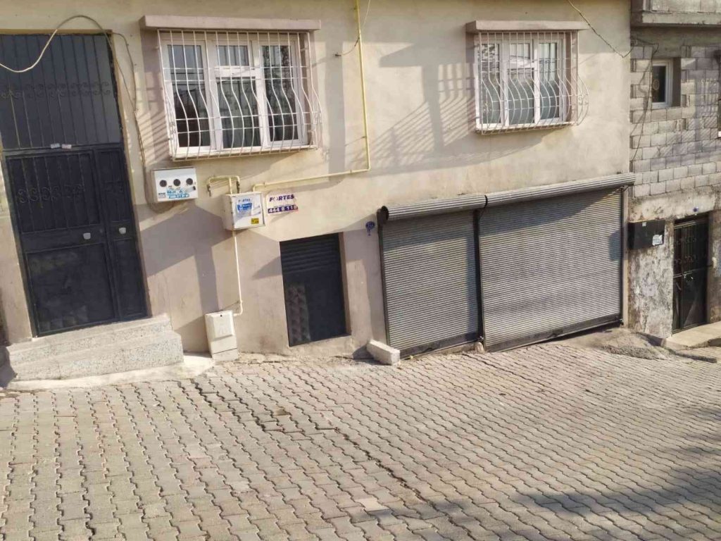 GAZİANTEP – 2 aylık bebeğin darp edildiği ev…