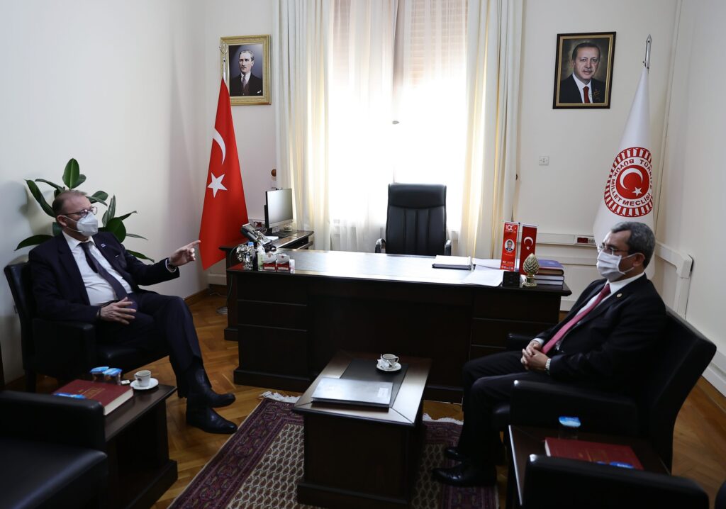 AKPM Başkanı Daems, AKPM Türk Grubu Başkanı Yıldız ile TBMM’de görüştü