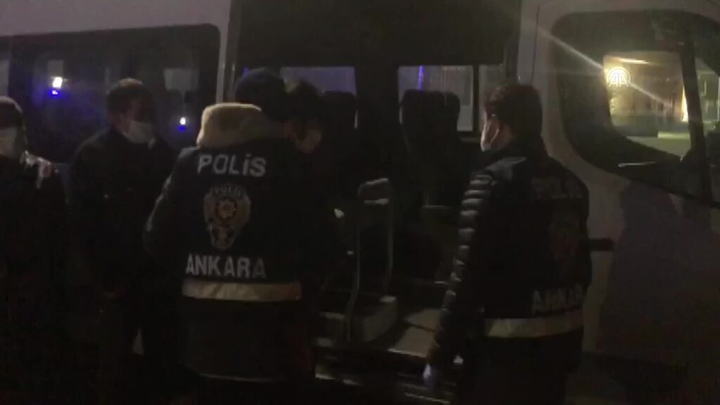 Ankara’da Afganistan uyruklu 39 düzensiz göçmen yakalandı