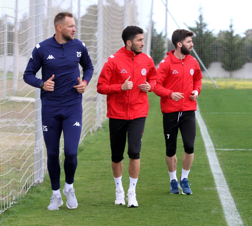 Antalyaspor, Sivasspor maçının hazırlıklarına başladı