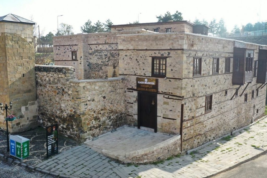 Başkan Şerifoğulları Basın ve Musiki Müzesi çalışmalarını inceledi