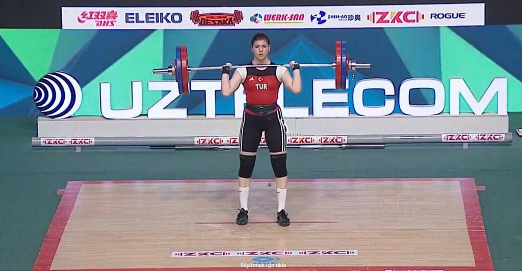 Dilara Uçan’dan Dünya Gençler Halter Şampiyonası’nda altın madalya