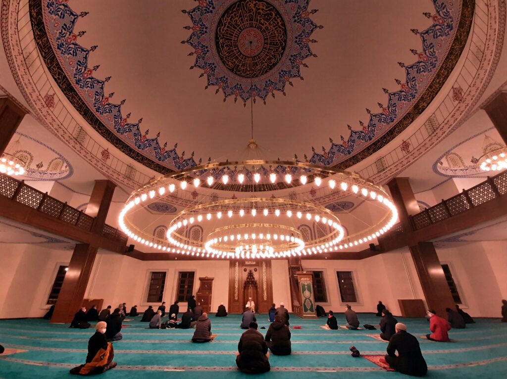 Doğu Anadolu’da Berat Kandili idrak edildi