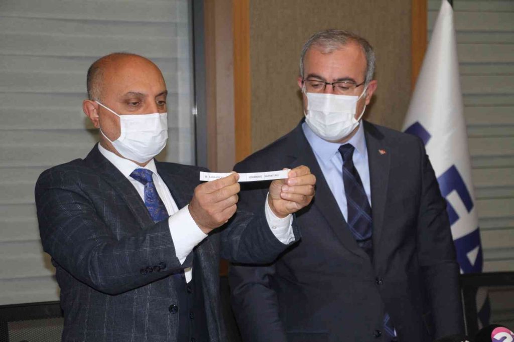 ELAZIĞ’da deprem konutları hak sahiplerine teslim edilmeye devam ediyor
