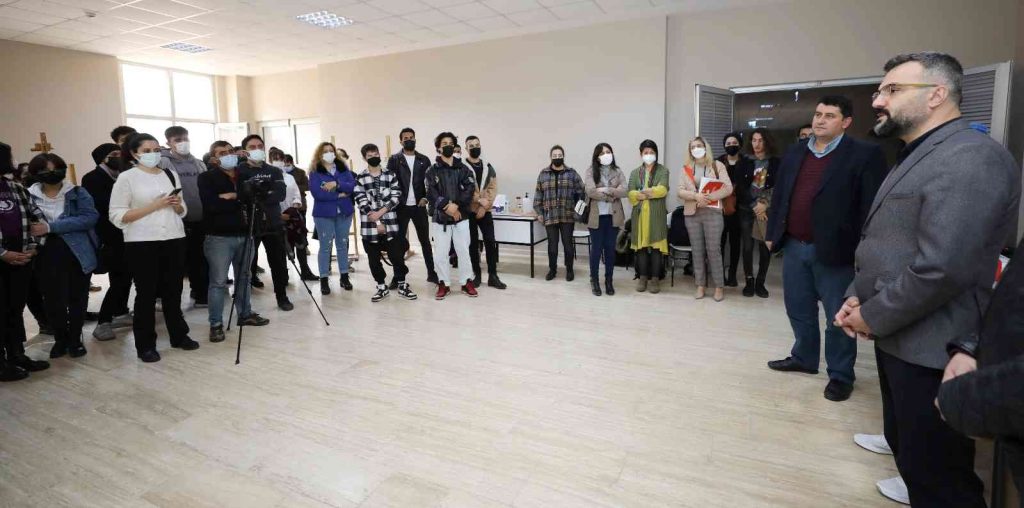 GAÜN öğrencilerinden ecdada resimli mektup