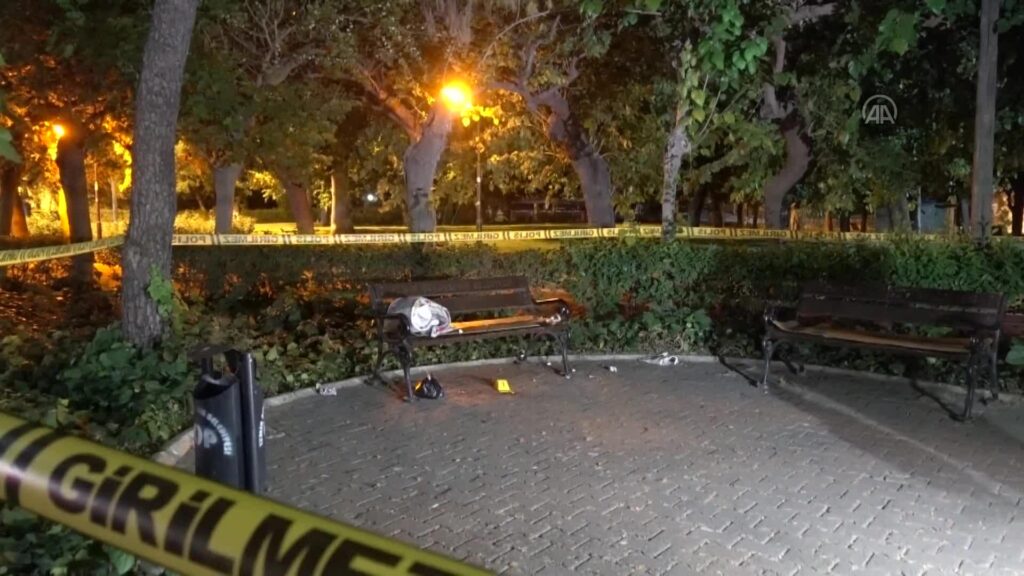 İzmir’de yaşlı adamın yaralanmasıyla ilgili 2 kişi gözaltına alındı