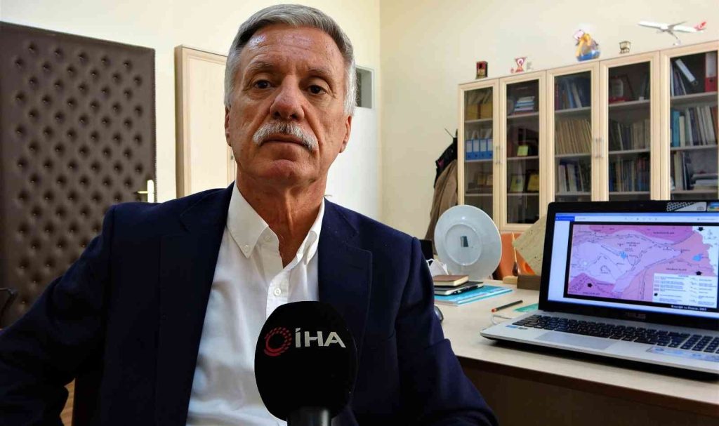 Jeoloji uzmanı Prof. Dr. Aksoy: “Meteorolojik olayların depremle doğrudan ilgisinin olduğu kanıtlanmamış, bunlar tesadüfi”