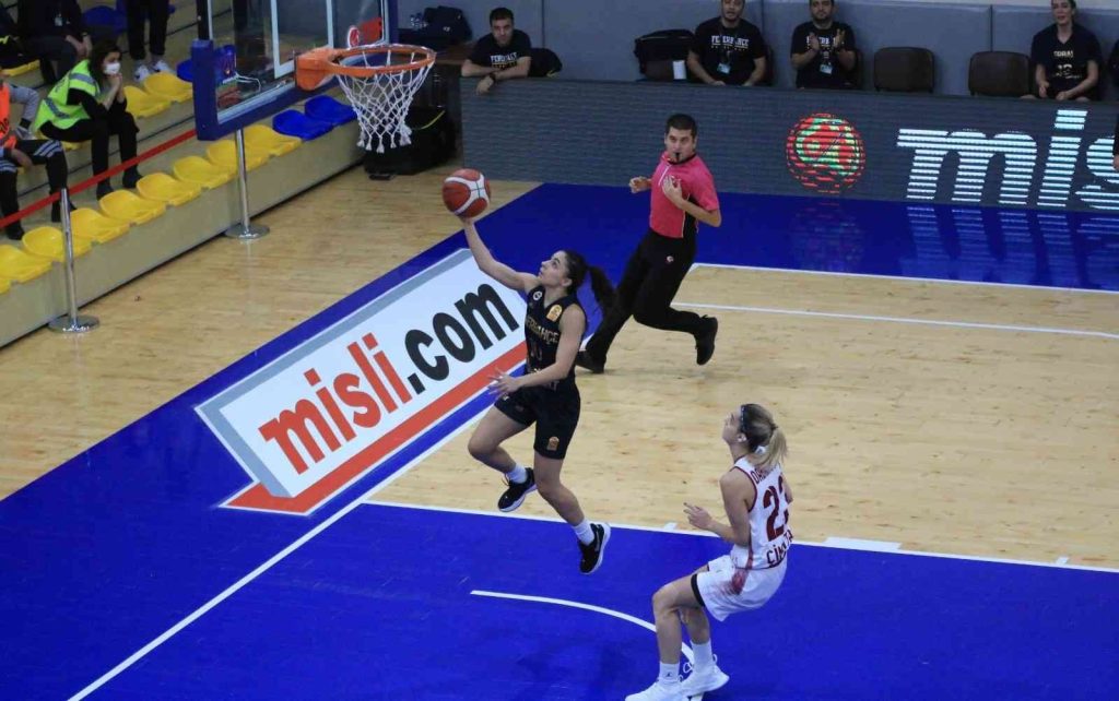 Kadınlar Basketbol Süper Ligi: Elazığ İl Özel İdare: 46 – Fenerbahçe: 105