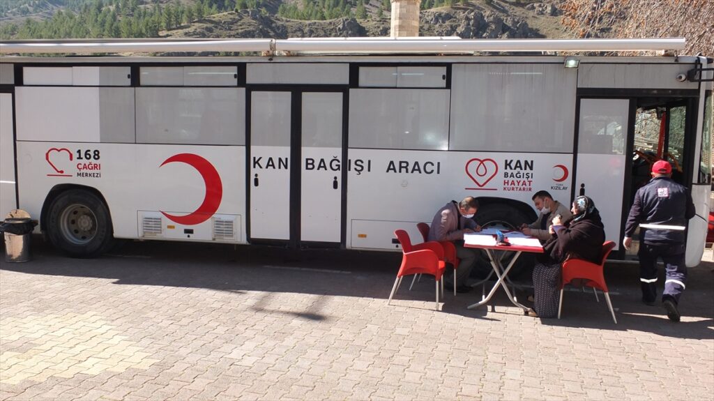 Keban’da “Kan bağışı hayat kurtarır” kampanyasına destek