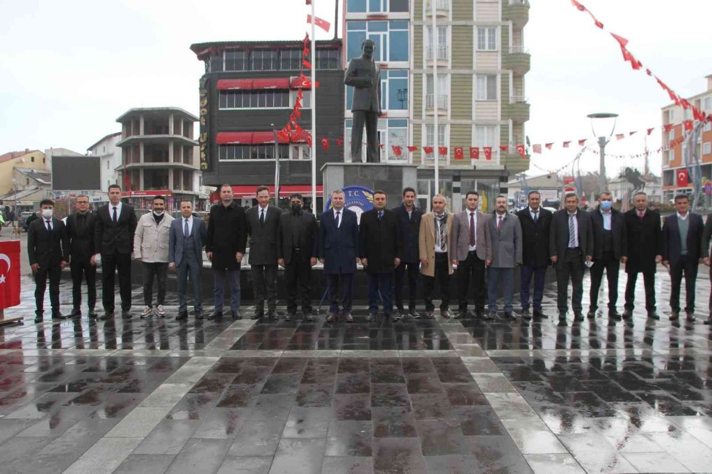 Malazgirt’te 24 Kasım Öğretmenler Günü kutlandı