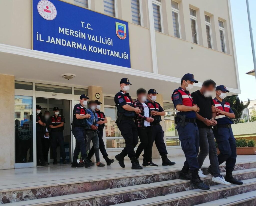 Mersin’de terör örgütü PKK/KCK’ya yönelik operasyonda 10 kişi yakalandı