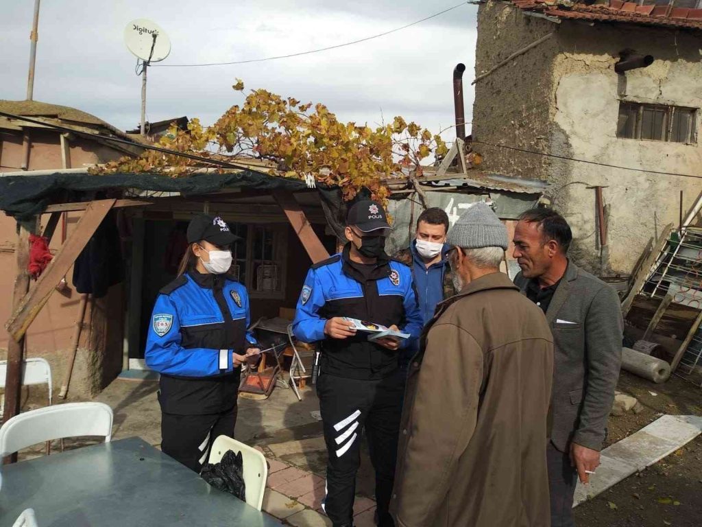 ELAZIĞ – Polisten vatandaşlara “soba zehirlenmelerine” karşı uyarı