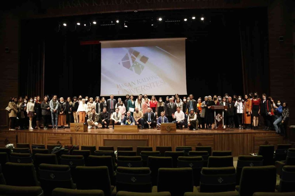 Şehit öğretmenler unutulmadı