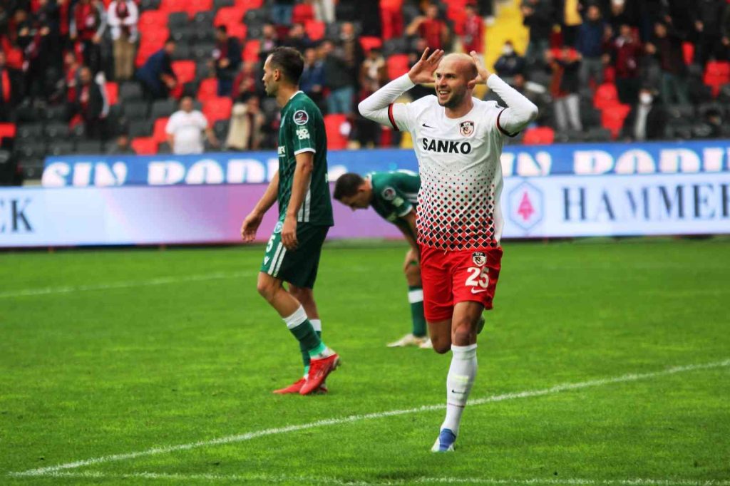 Spor Toto Süper Lig: Gaziantep FK: 3 – Konyaspor: 2 (Maç sonucu)