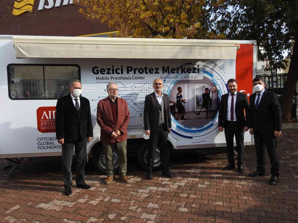 Türkiye’de bir ilk: Gezici Protez Merkezi