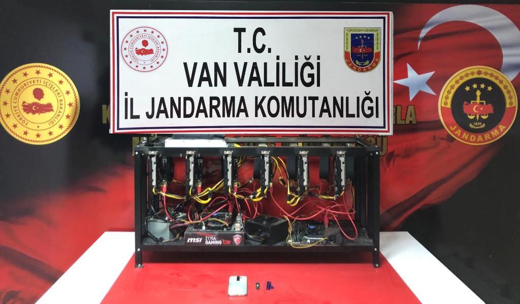 Van’da gümrük kaçağı kripto para üretim cihazı ele geçirildi