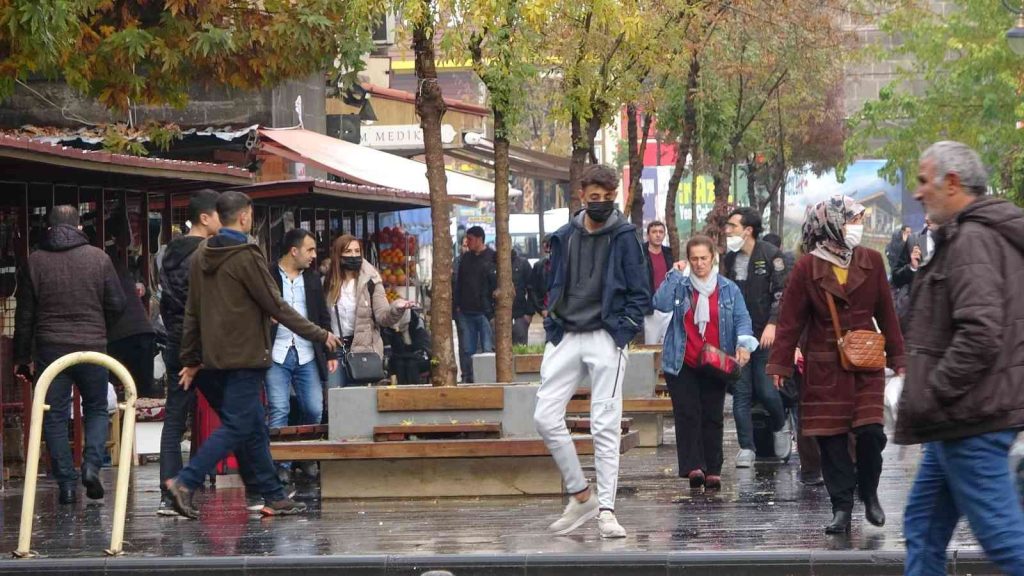 Vücutta hasar meydana getiren grip, ilkbaharın sonuna kadar bekleniyor