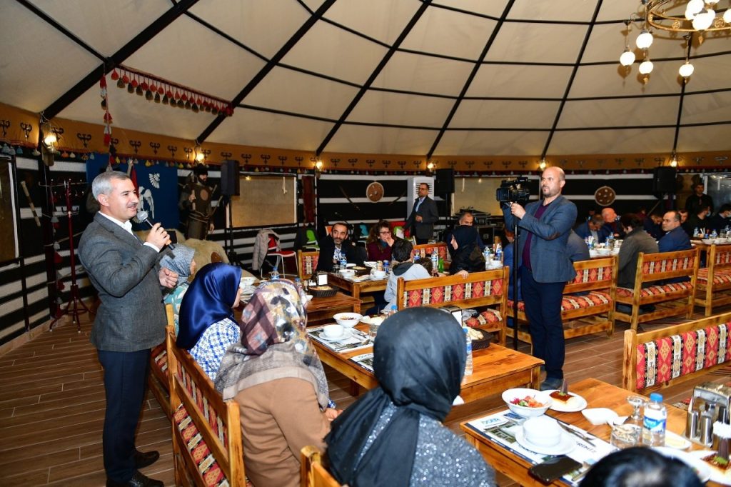 Yeşilyurt’ta öğretmenler için özel bir program düzenledi