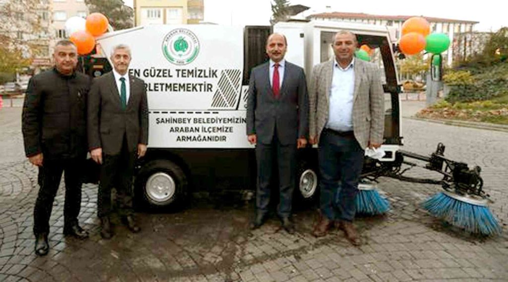 Araban’a vakumlu yol süpürgesi