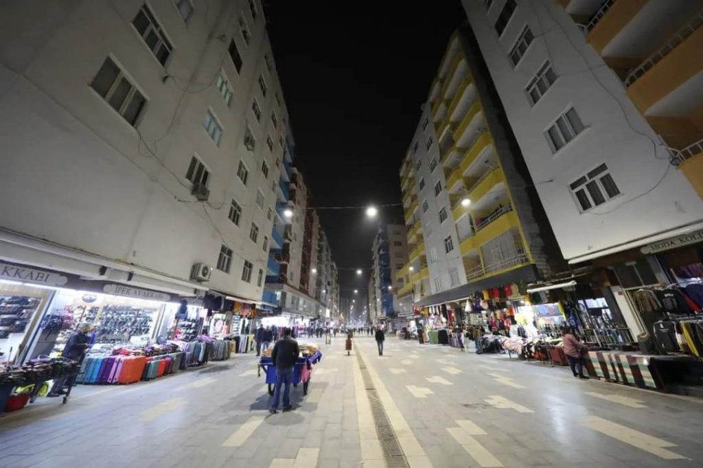 Bağlar Belediyesi çalışmalarını bir bir tamamlıyor