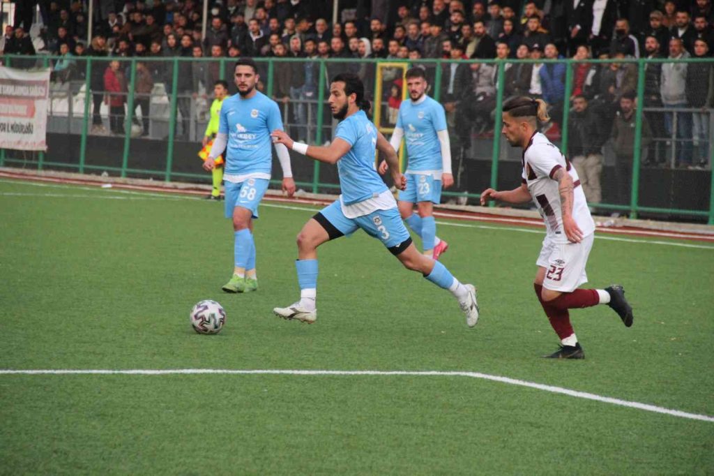 BAL: Fırat Üniversitesi: 4 – Kovancılarspor: 1