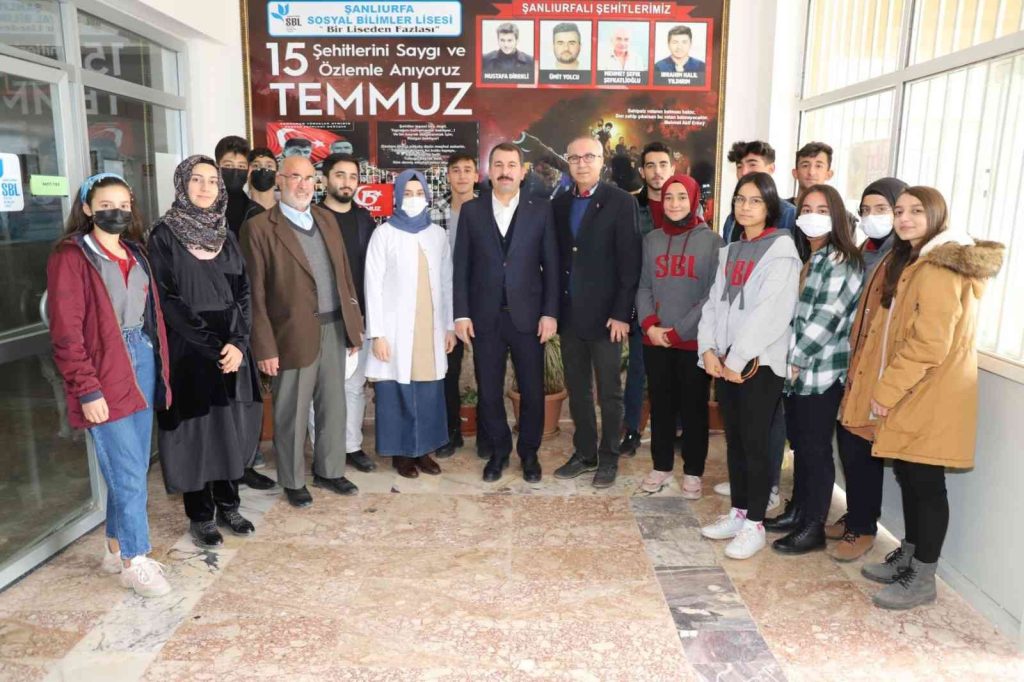 ŞANLIURFA – Baydilli liseli öğrencilerle biraya geldi