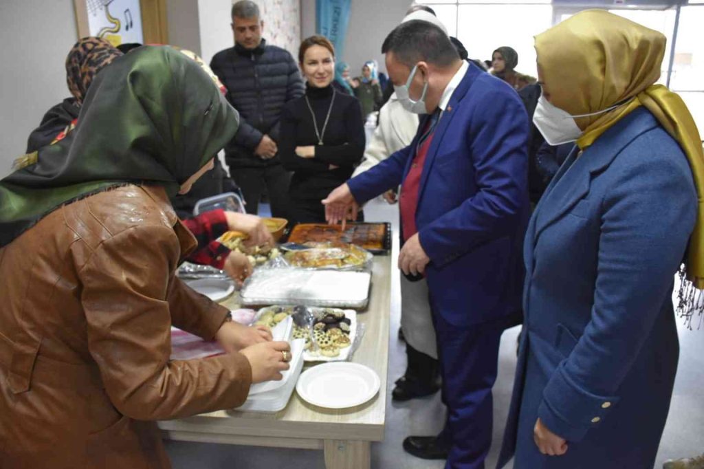 Beyoğlu’ndan anlamlı yerli malı haftası davranışı