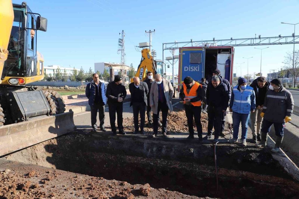 DİSKİ Afet ve 500 Evler kanalizasyon hattında oluşan arızayı giderdi