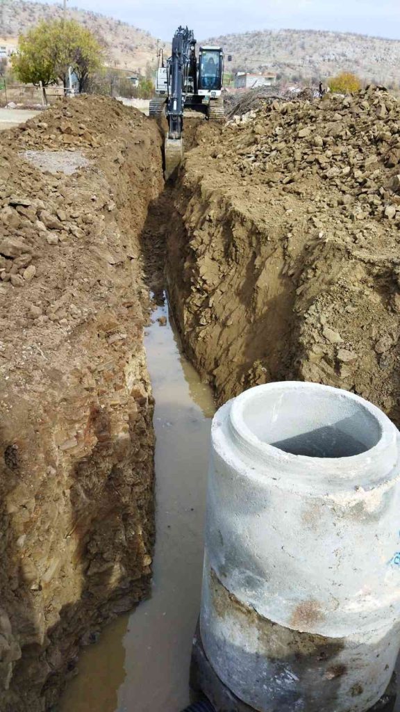 DİSKİ Dicle’de altyapı çalışmalarına devam ediyor