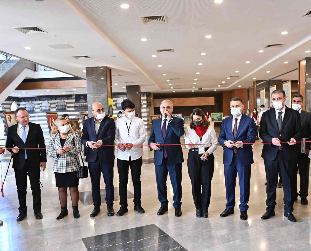 Diyarbakır’da “10 Kıta Bir Resim Bu Vatan İlelebet Bizim” resim sergisi açıldı