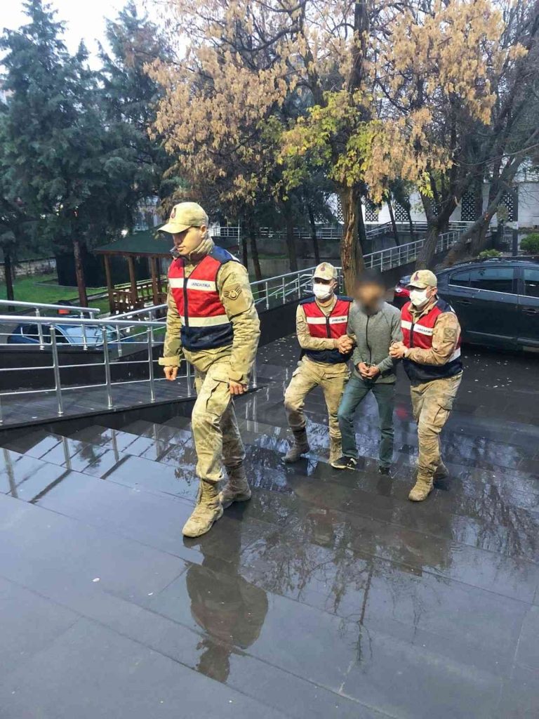 Diyarbakır’da 26 suç dosyası olan hükümlü yakalandı