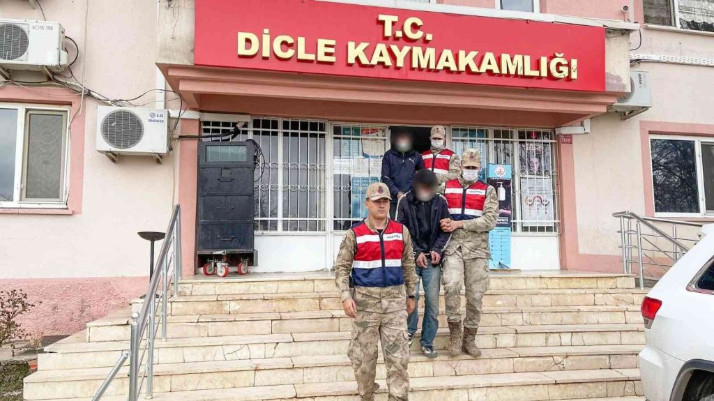 Diyarbakır’da baz istasyonu hırsızları JASAT’tan kaçamadı