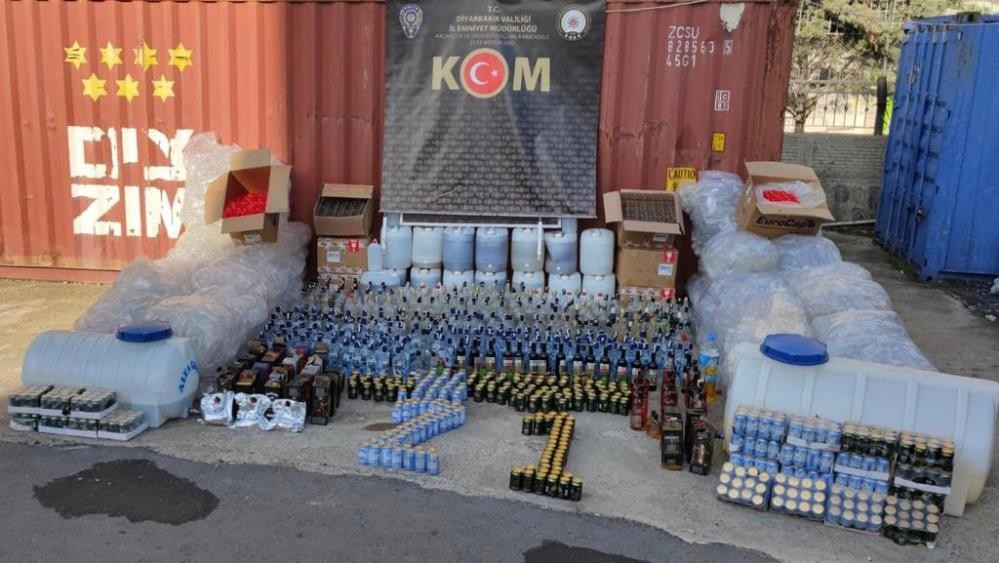 Diyarbakır’da kaçak içki operasyonunda 2 kişi tutuklandı