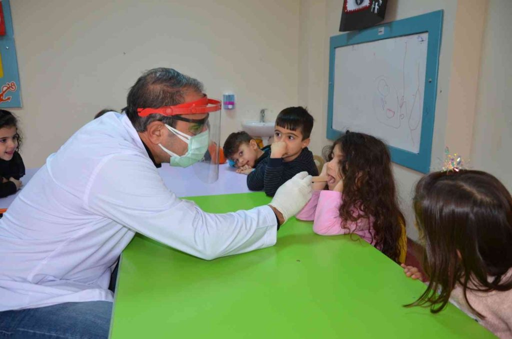Diyarbakır’da miniklere diş sağlığı eğitimi