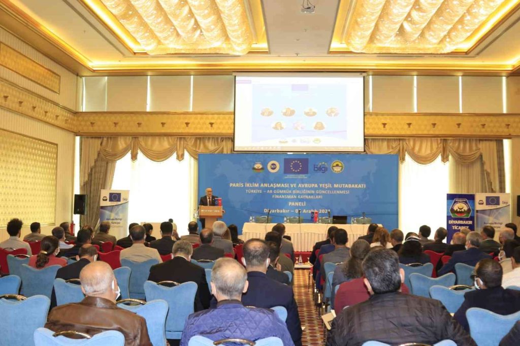 DİYARBAKIR’da Paris İklim Antlaşması ve Avrupa Yeşil Mutabakatı paneli gerçekleştirildi