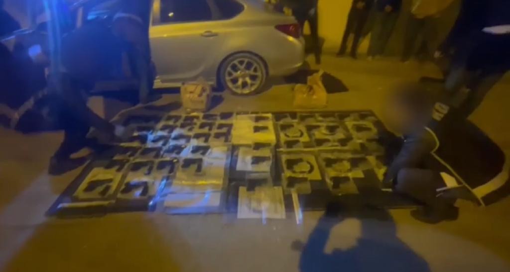 Diyarbakır’da silah sevkiyatında 50 silah yakalandı: 1 kişi tutuklandı