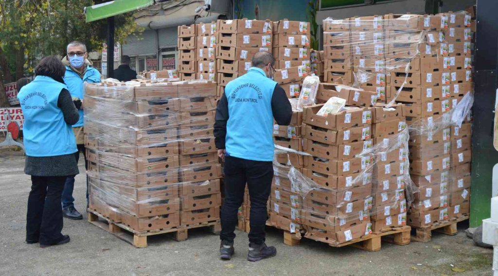 Diyarbakır’da tarihi geçmiş 4 ton 200 kilo et imha edildi