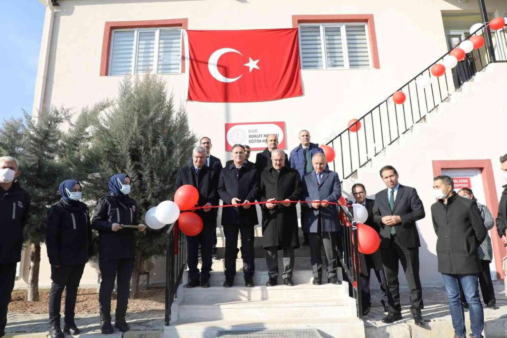 Elazığ’da Adalet Mesleki Eğitim Merkezi açıldı