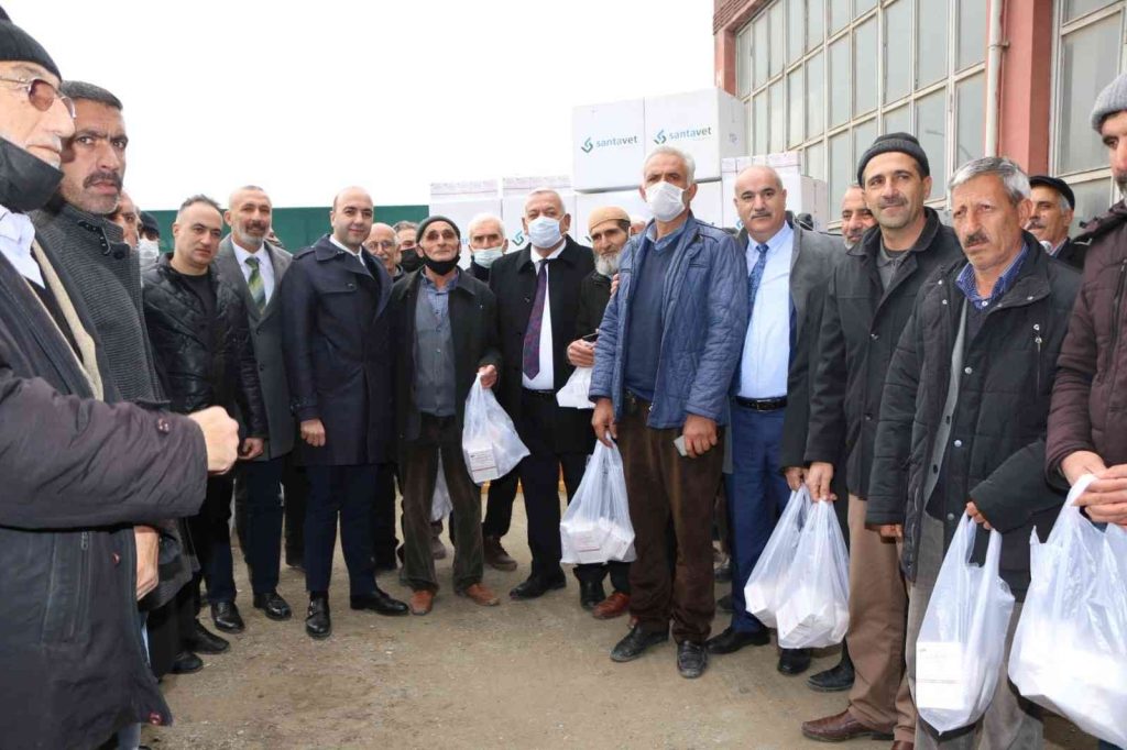 Elazığ’da arı yetiştiricilerin destek verildi