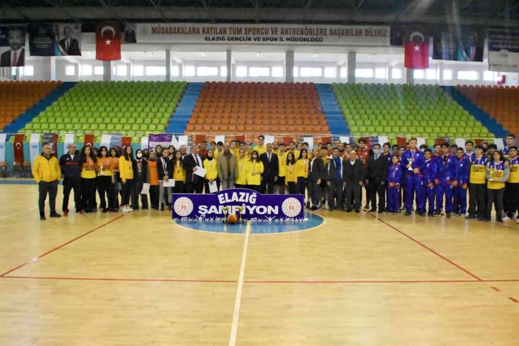 ELAZIĞ’da Gençler A Basketbol Müsabakaları sona erdi