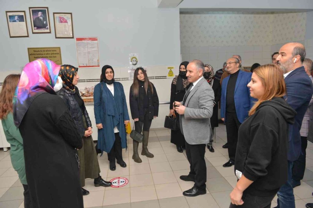 Elazığ’da ‘Muhabbetimiz Bol Olsun’ projesi sürüyor