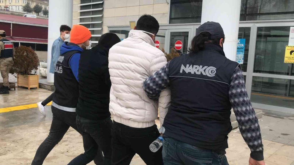 ELAZIĞ –  Uyuşturucu Operasyonu, 2 Tutuklama…