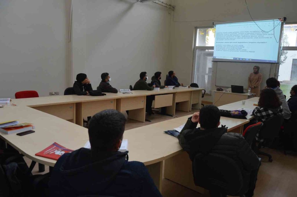 DİYARBAKIR – Engelli bireyleri sınava hazırlıyorlar…