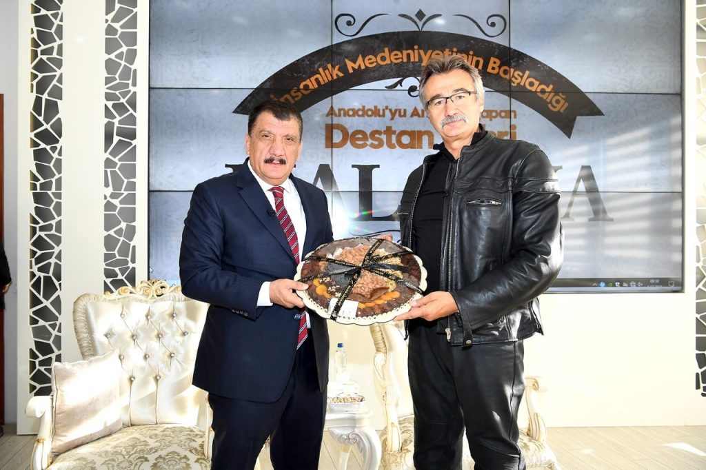 Eski Bakan Tüzmen, Başkan Gürkan’ı ziyaret etti
