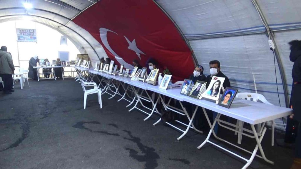 Evlat nöbetindeki ailelerden CHP Genel Başkanı Kılıçdaroğlu’na tepki