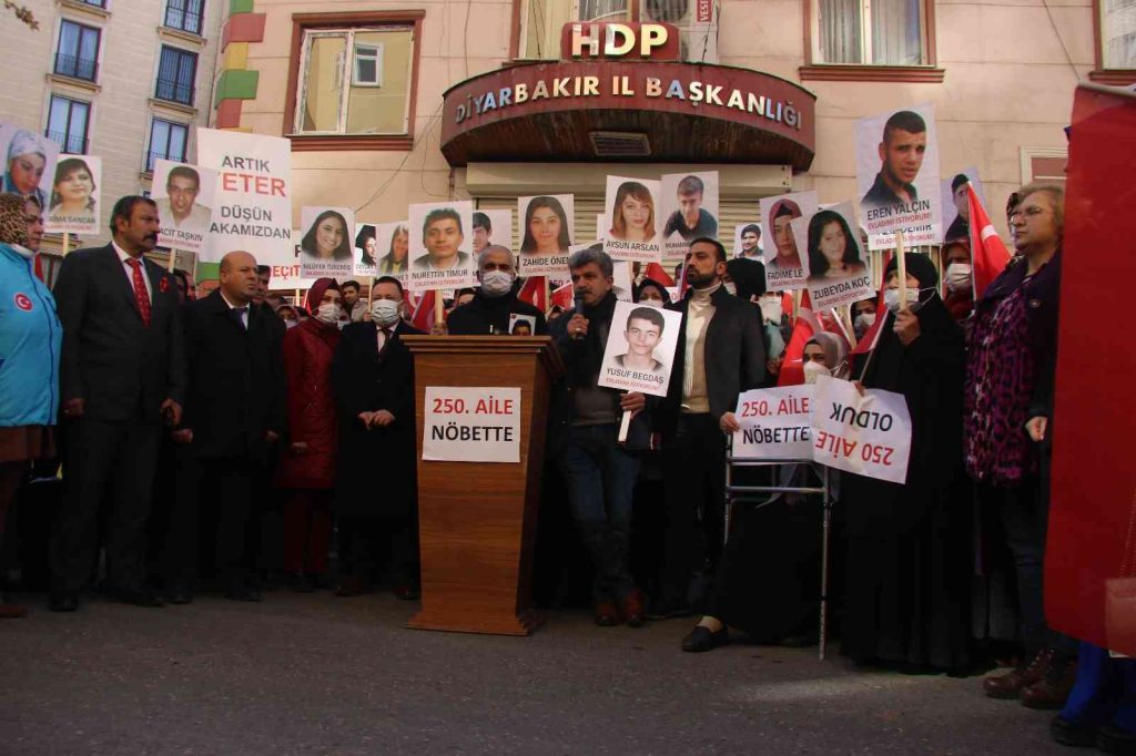 Evlat nöbetindeki ailelerin direnişinde 858’inci günde aile sayısı 250 oldu