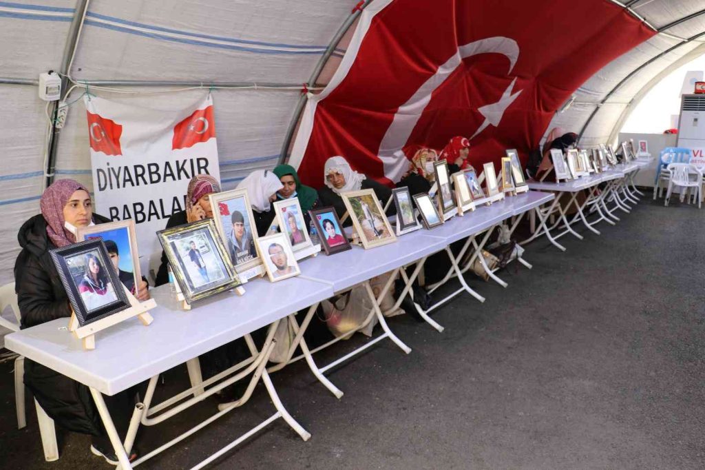 Evlat nöbetindeki baba Nurettin Ödümlü, HDP’ye ateş püskürdü