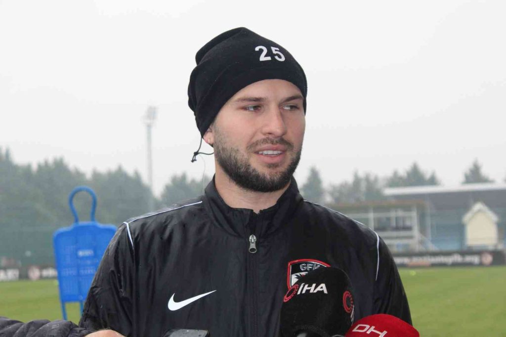 Fenerbahçe’ye orta sahadan gol atan Figueiredo konuştu