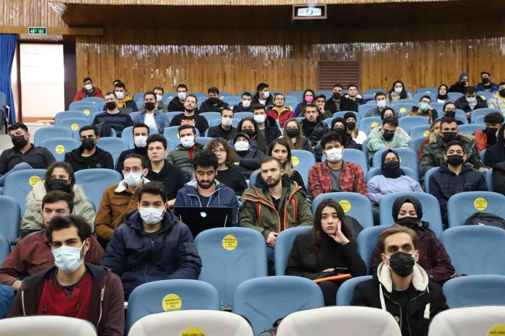 FÜ’de TÜBİTAK 2209-A Proje yazma eğitimleri verildi