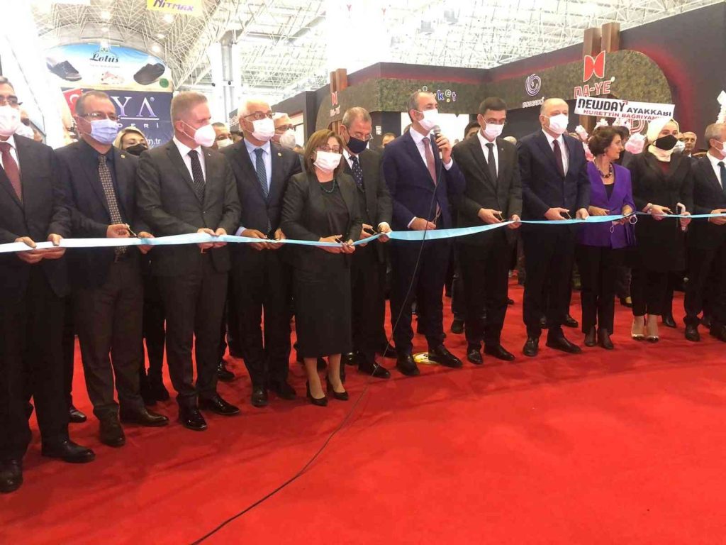 GAPSHOES Uluslararası Ayakkabı Fuarı kapılarını ziyaretçilere açtı